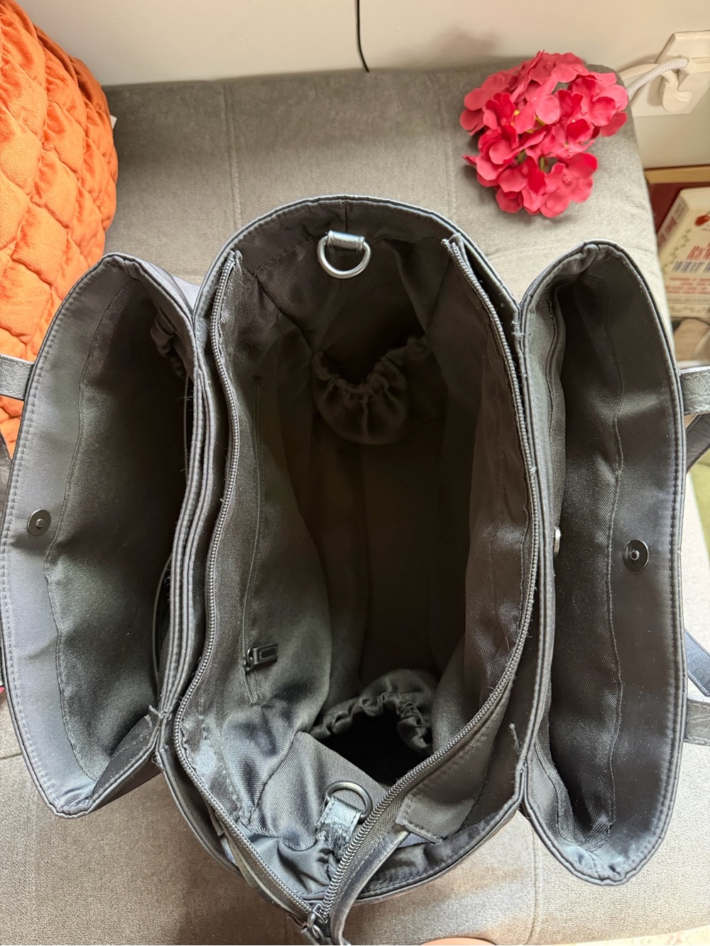 BEIS Commuter Tote Bag in Black - Picture 9 of 13